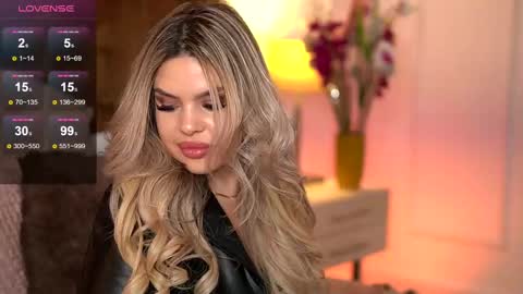 Sophie online show from February 10, 1:01 pm