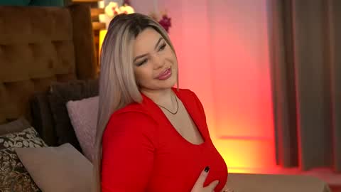 Sophie online show from February 22, 7:19 am