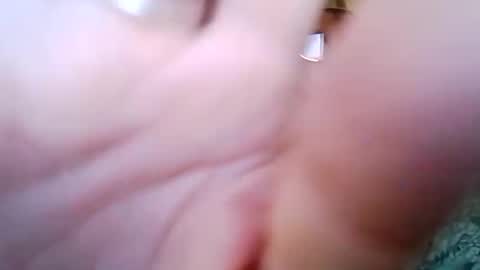 SophieBurnsX online show from April 24, 9:01 am