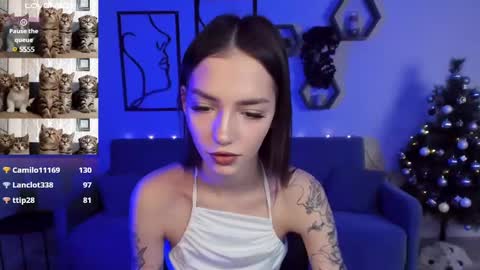 Sophie online show from December 28, 10:14 am