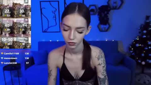 Sophie online show from December 29, 12:52 am