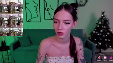 Sophie online show from January 4, 1:53 pm