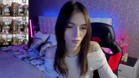 Sophie online show from March 8, 8:33 am