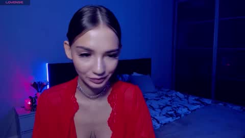 Sophie online show from October 11, 2:55 am