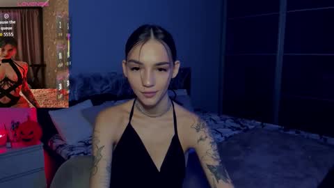 Sophie online show from November 1, 12:29 pm