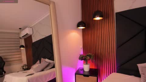 Sophie online show from October 28, 11:47 am