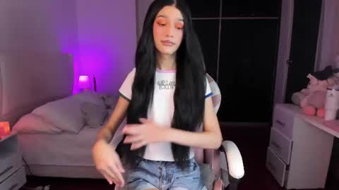    online show from June 30, 2:34 am