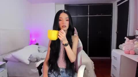   online show from August 1, 11:09 am