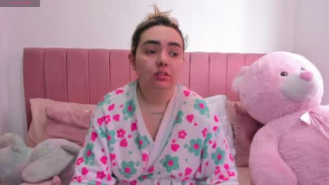 sophiee rosee online show from June 8, 3:56 pm