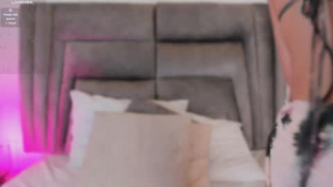 Sophie  online show from May 16, 11:20 am
