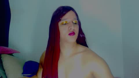 sophiehillsxo online show from November 3, 9:54 am