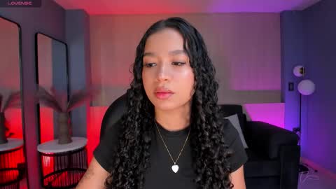 Snapshot of sophiehouston_ chatting on September 21, 11:06 pm Sophie Houston online show from September 21, 11:06 pm