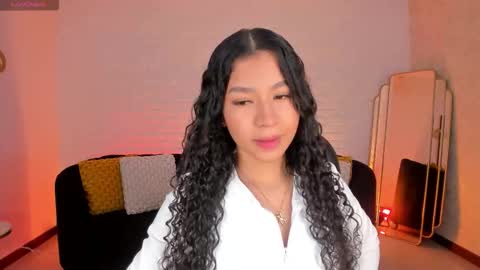 Snapshot of sophiehouston_ chatting on October 20, 5:52 am Sophie Houston online show from October 20, 5:52 am