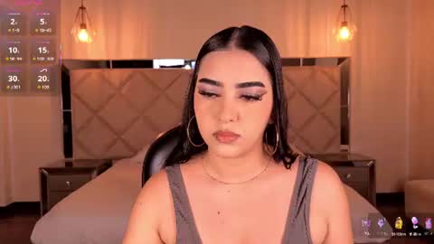 Sophie online show from June 17, 4:15 am