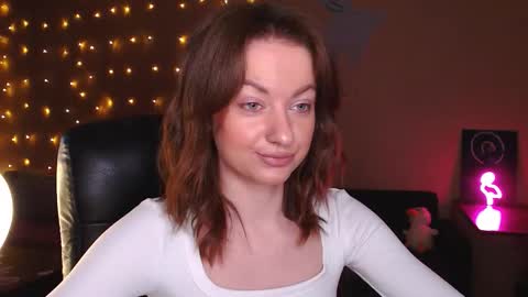 Snapshot of sophieleroux chatting on March 26, 11:05 am sophieleroux online show from March 26, 11:05 am