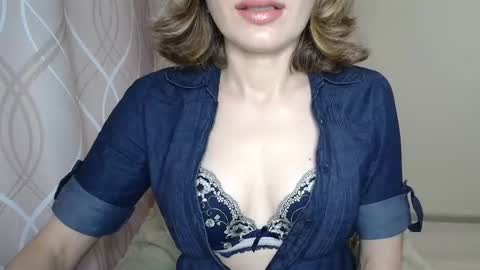 Sophiemisss online show from October 16, 10:16 am