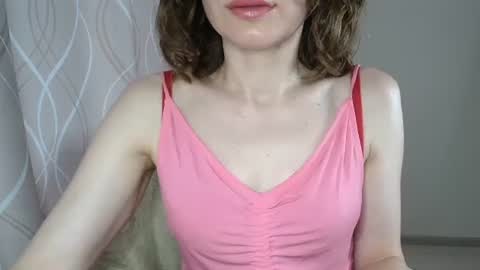 Snapshot of sophiemisss chatting on July 20, 10:39 am Sophiemisss online show from July 20, 10:39 am