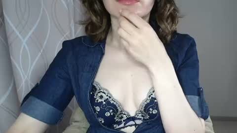 Snapshot of sophiemisss chatting on July 21, 6:27 am Sophiemisss online show from July 21, 6:27 am