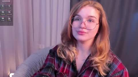 Sophie online show from October 14, 3:13 pm