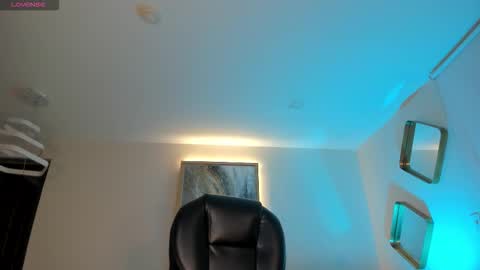 Snapshot of sophiepalmerx chatting on November 26, 10:49 am Sophie Palmer online show from November 26, 10:49 am