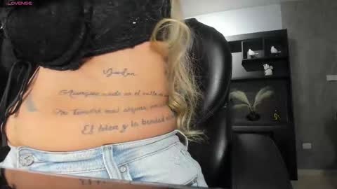 Sophie  Palmer online show from March 20, 11:15 am