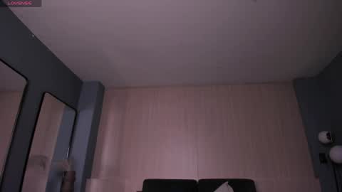 Snapshot of sophiepalmerx chatting on May 22, 10:43 am Sophie Palmer online show from May 22, 10:43 am