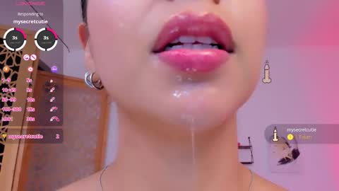 Snapshot of sophierooy chatting on September 30, 8:03 pm sophierooy online show from September 30, 8:03 pm