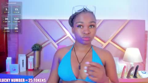 Sophie online show from March 3, 12:44 pm