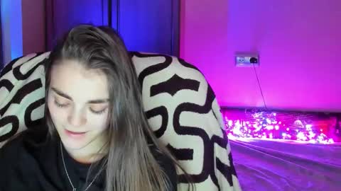 Sophie and my bestie Mandy    online show from January 16, 6:23 pm