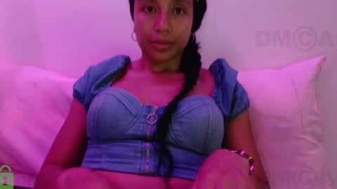 Sophia this is not my real name online show from January 4, 11:17 pm