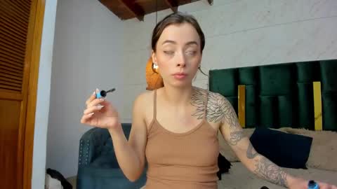 sophi online show from December 15, 4:15 pm