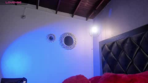 sophi online show from September 10, 7:19 am