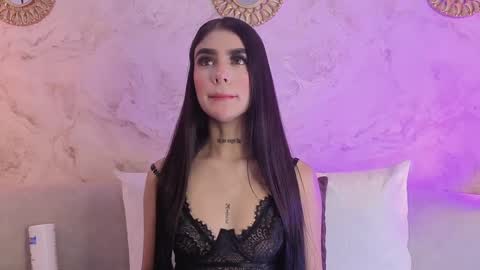 Snapshot of sophiiaa_lane_ chatting on June 5, 7:41 pm sophiiaa_lane_ online show from June 5, 7:41 pm