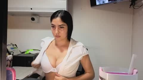 Sophiee online show from April 9, 12:21 am