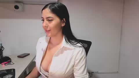 Sophiee online show from June 16, 12:57 am
