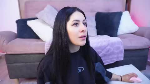 Sophiie online show from March 17, 1:54 am