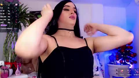 Sophie Sweet online show from December 24, 5:55 pm