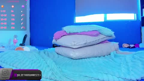 Julieth online show from January 2, 1:40 pm