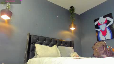 Sophie Taylor online show from October 13, 11:27 pm