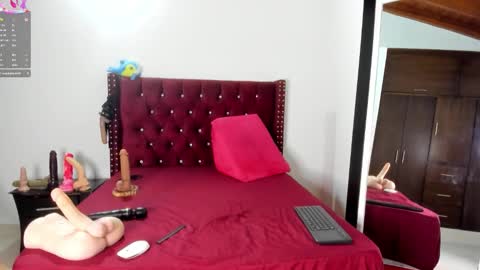     online show from January 13, 10:09 am