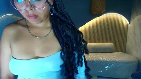 Sophy  online show from June 11, 8:07 pm