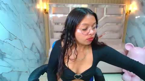 Sophy  online show from June 17, 2:47 am