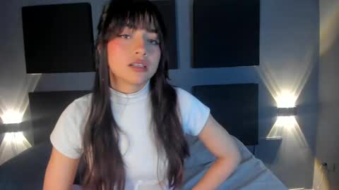 SOPHY ROGERS online show from January 17, 2:39 pm