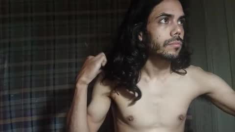 Snapshot of sordauq chatting on November 4, 9:52 am Siemaco online show from November 4, 9:52 am