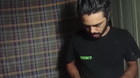 Snapshot of sordauq chatting on December 19, 2:40 am Siemaco online show from December 19, 2:40 am