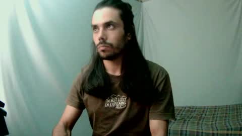 Snapshot of sordauq chatting on April 26, 3:37 am Siemaco online show from April 26, 3:37 am