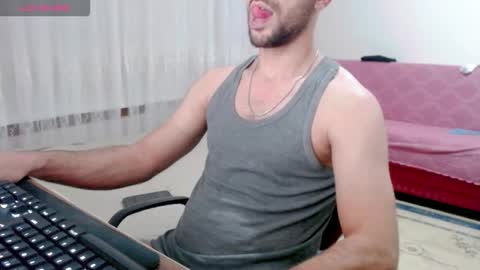 luis online show from October 14, 10:10 pm