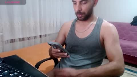 luis online show from December 15, 9:30 pm