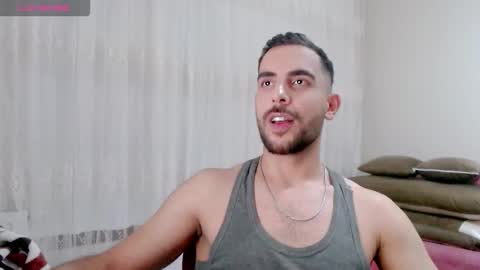 luis online show from January 6, 9:50 pm