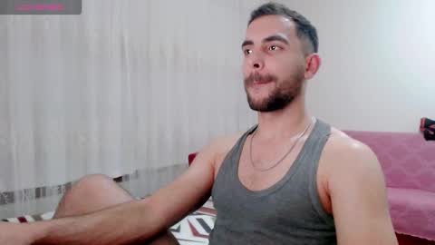 luis online show from January 9, 10:00 pm